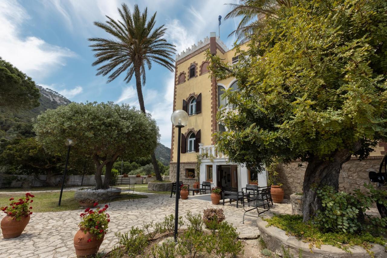 Hotel Castello Monticello Giglio Porto Exterior photo